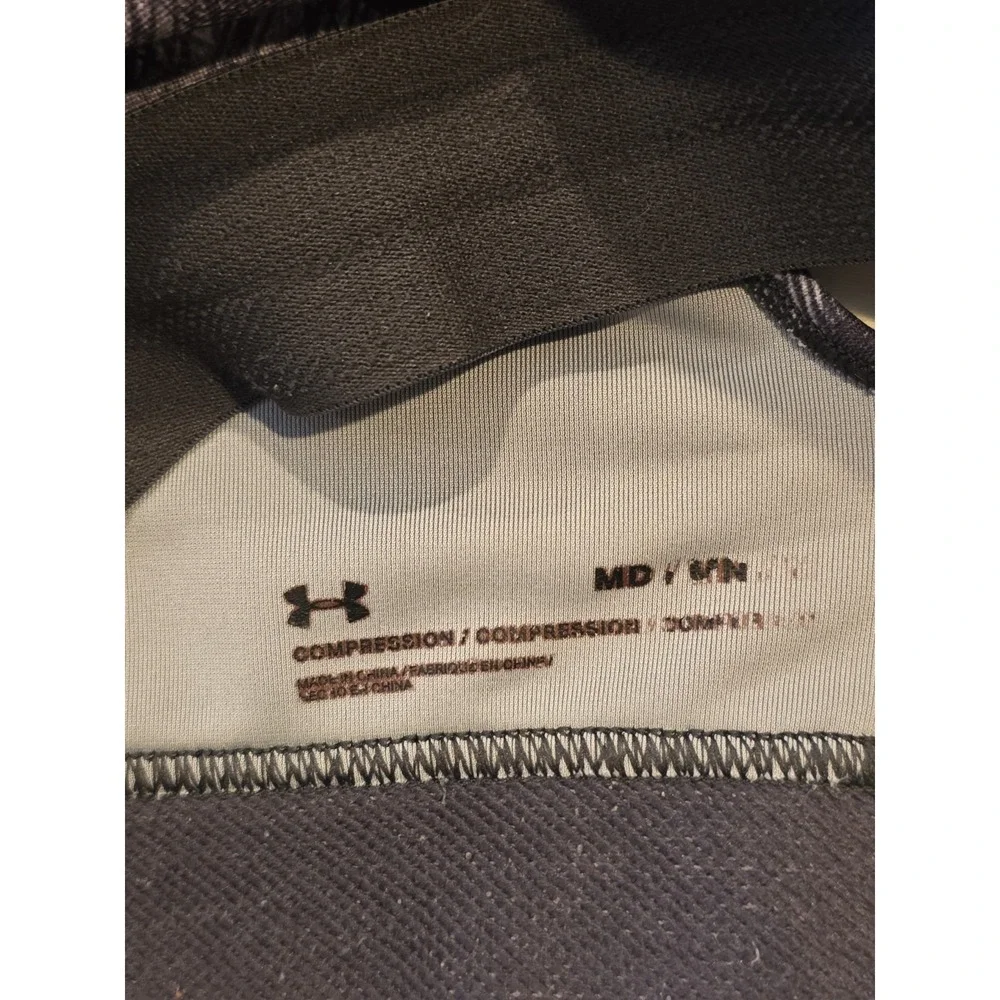 Under Armour Compression Sports Bra Womens MD Crossback Black Gray Print
